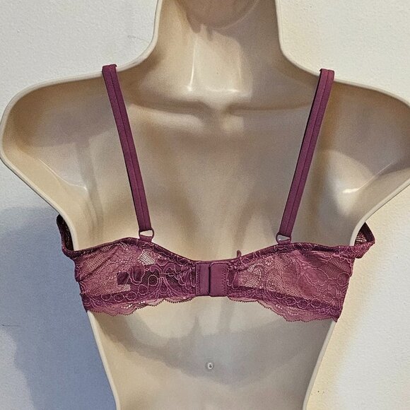 Victoria's Secret Very Sexy Lace Wing Push-Up Bra Light Purple 38C 11208004 - Picture 7 of 9